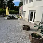 Astoria Frühstückspension Balatongyörök