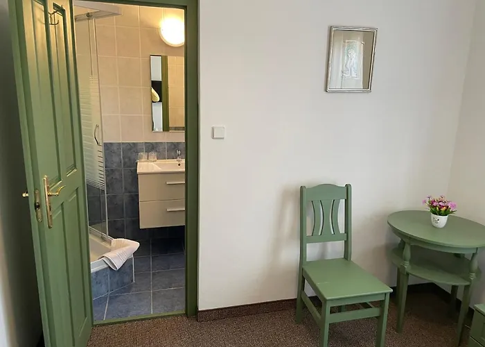 Astoria 4*