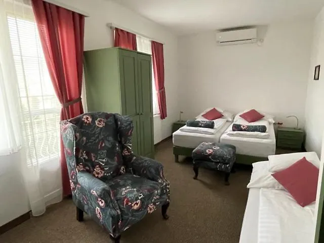 B&B Astoria 4*